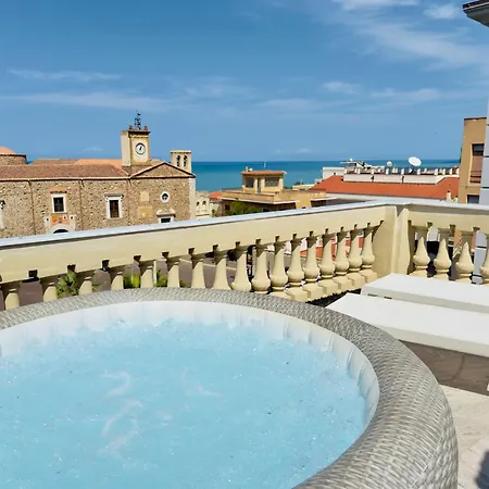 Vendégház Magri Comfort House SantʼAgata di Militello